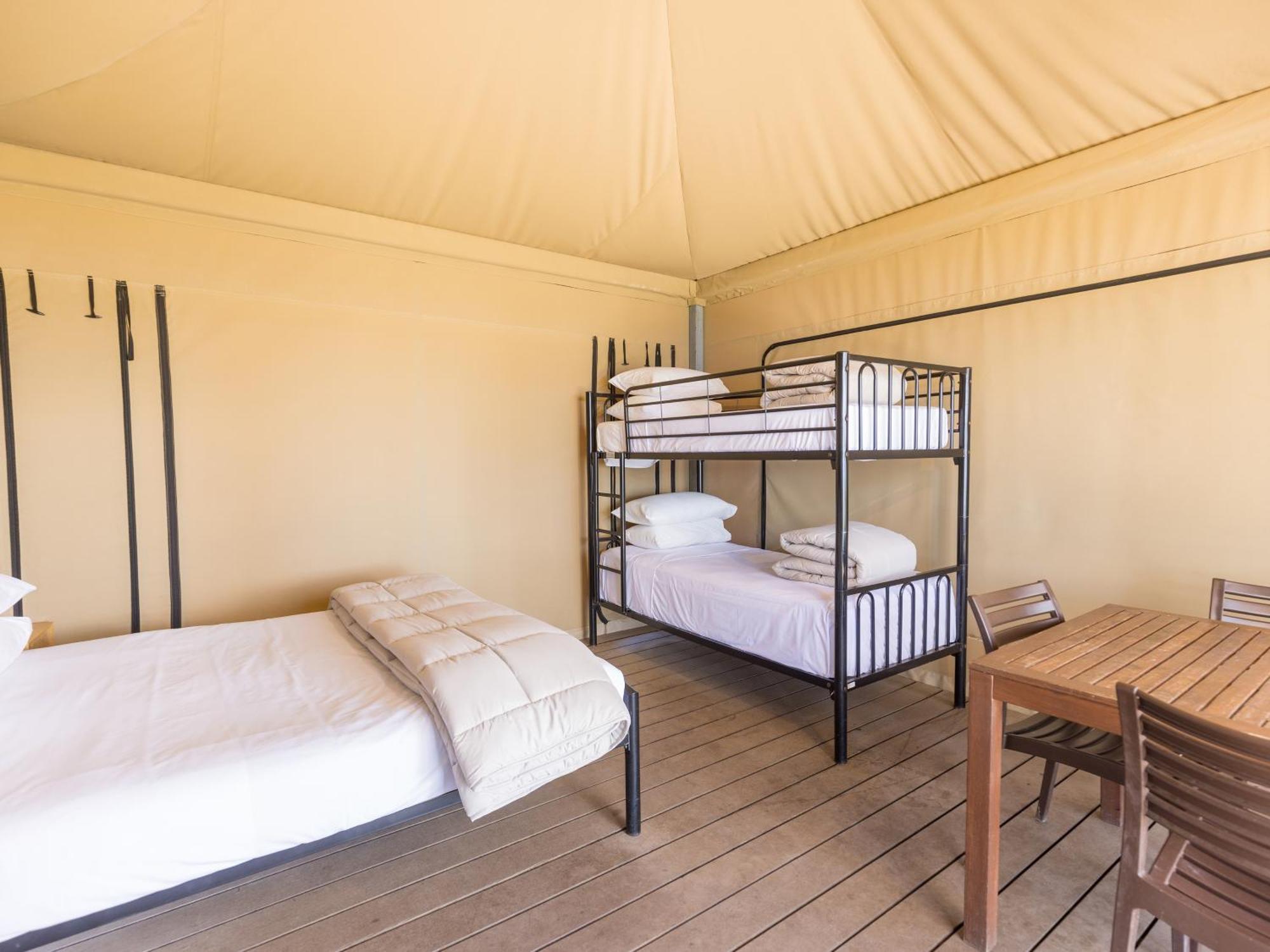 Nrma Lake Somerset Holiday Park Kilcoy Quarto foto